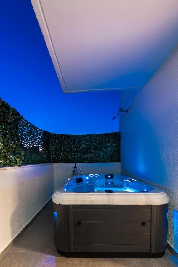 New Deluxe Jacuzzi Apartment Ana Дубровник Екстериор снимка